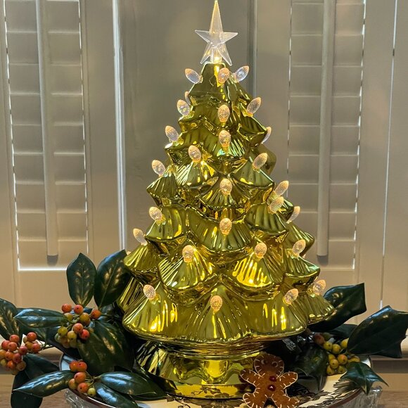 Vintage-Inspired 14" Gold Christmas Tree -CHILD-FRIENDLY ACRYLIC !(RETIRED) NWT - Picture 11 of 14